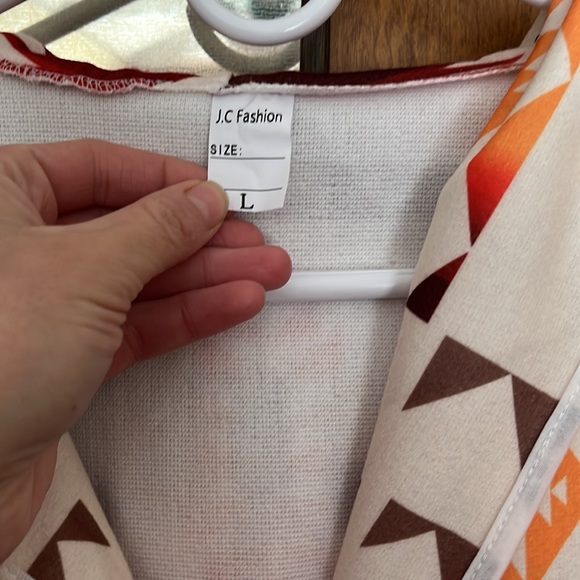 New condition! Great aztec button up coat! Two pockets and hood! - Picture 3 of 4